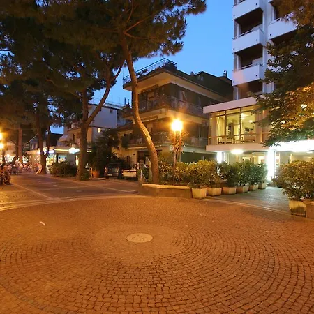 Hotel Mon